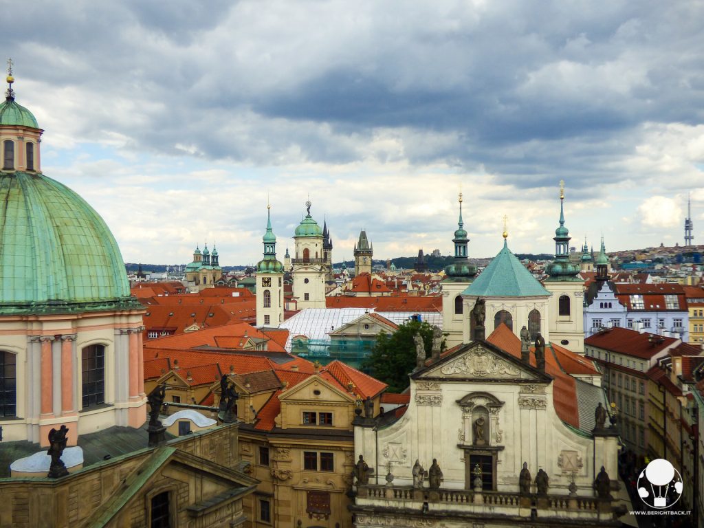 praga torri ponte carlo citta vecchia
