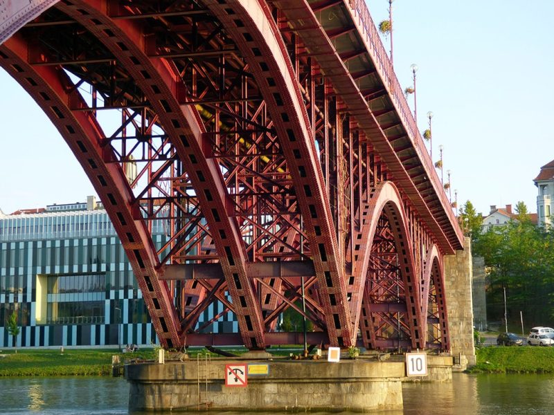maribor marburgo slovenia ponte rosso in ferro stari most