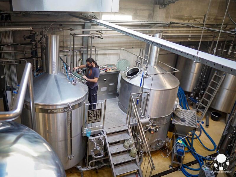 kabinet-brewery-craft-beer-serbia-area-produzione-birra-berightback