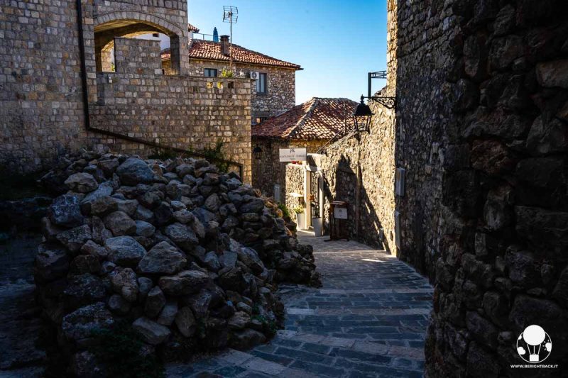itinerario-montenegro-costa-dolcigno-ulcinj-berightback