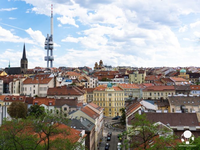 quartiere-praga-zizkov-da-collina-vitkov-berightback-min quartiere-praga-zizkov-da-collina-vitkov-berightback-min